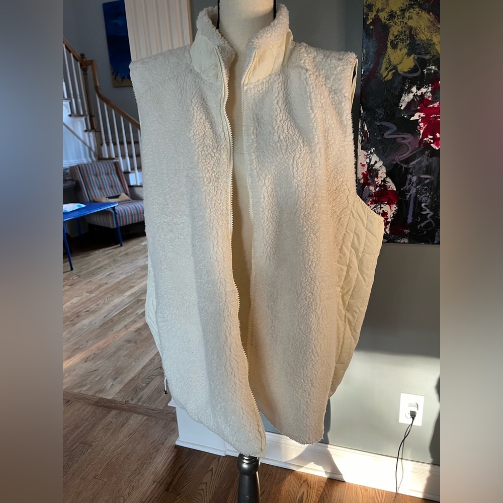 Talbots shearling vest 2X